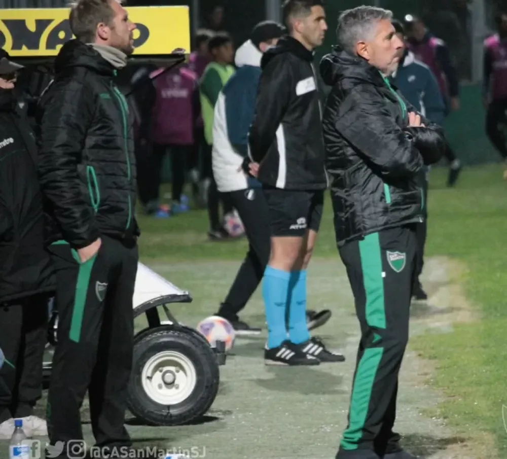 Pese a la goleada, San Martín sigue con aire porque a los de arriba no les fue tan bien