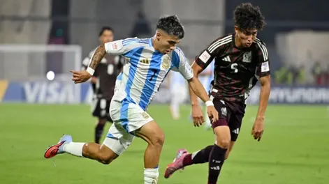 Sorpresa. Argentina había sido la mejor de la primera fase pero México lo terminó eliminando en penales.