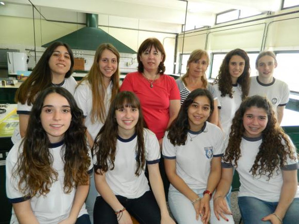 Chicos de la Industrial, premiados en un concurso de cristalografía