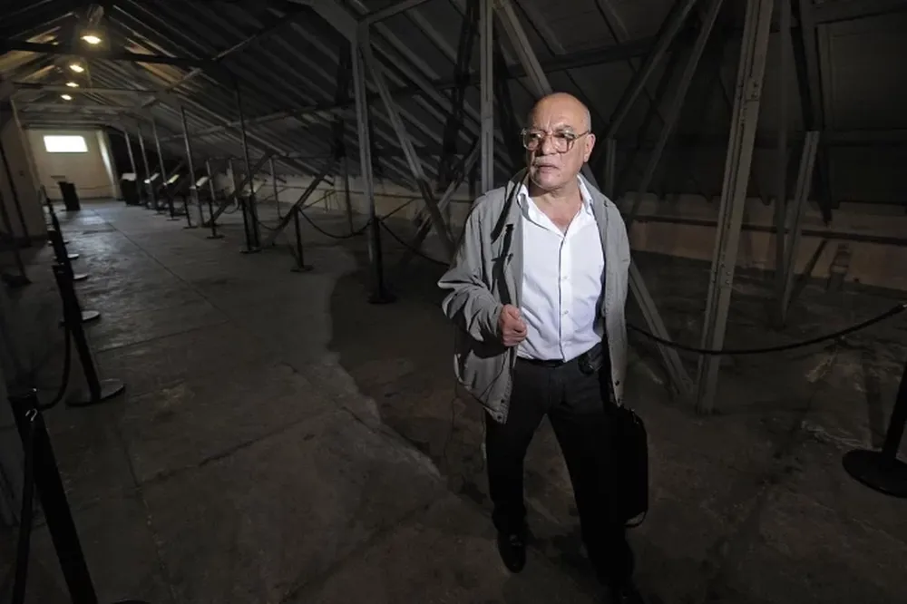 Murió Víctor Basterra, el detenido que se animó a sacar documentación de la ESMA