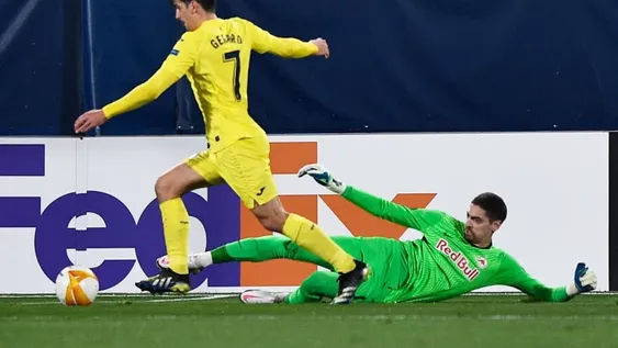 Villarreal pasó a octavos