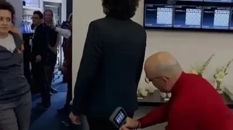 Le escanearon el ano a un ajedrecista para que evitar que hiciera trampa