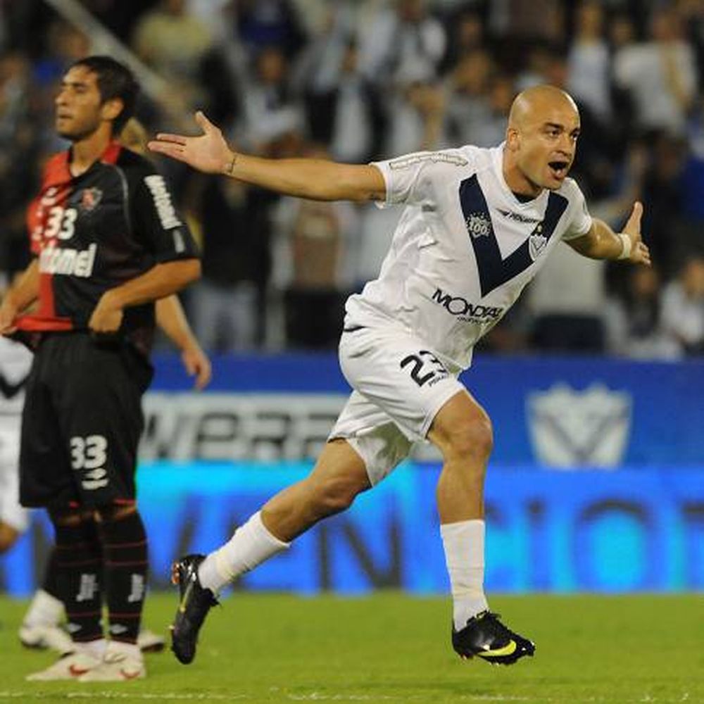 El Pelado le dio el triunfo a Vélez
