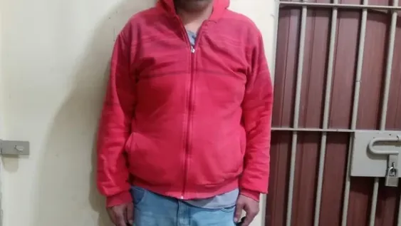 Quedó detenido por golpear y tajear a su concubina con un cuchillo