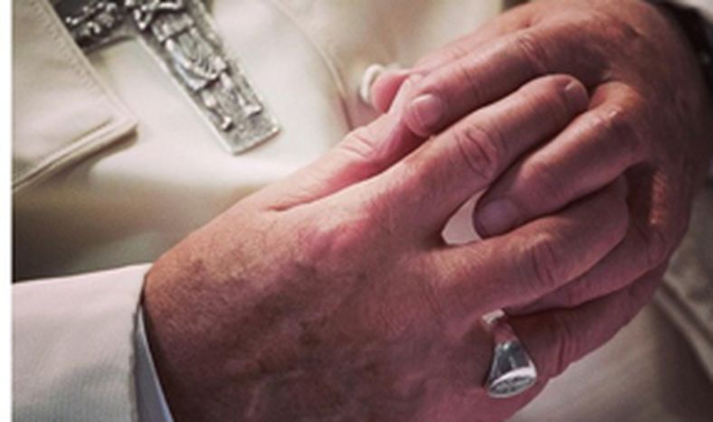 En distintos idiomas el Papa pidió: “¡Por favor, nunca más terrorismo!”