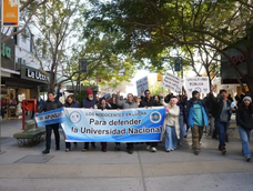 siete de cada diez miembros del personal no docente de la unsj se encuentran bajo la linea de la pobreza siete de cada diez miembros del personal no docente de la unsj se encuentran bajo la linea de la pobreza