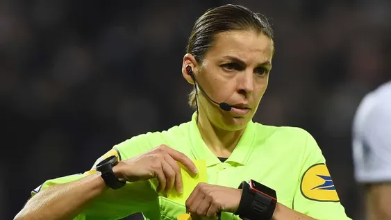 El arbitraje femenino hace historia en el Mundial