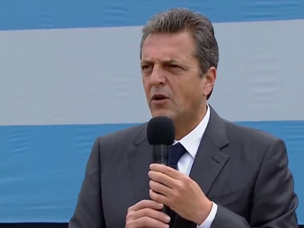 Sergio Massa: “El derecho a la educación no se arregla con un voucher”
