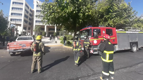 Sin resultado positivo, terminó el rastrillaje en el Centro Cívico: investigan el número desde el que se hizo la llamada