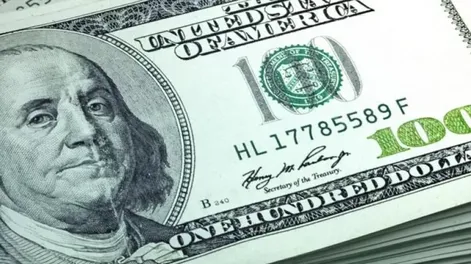 El dólar blue aumentó 1 peso, cotiza a $380, y el Banco Central vendió millones de dólares