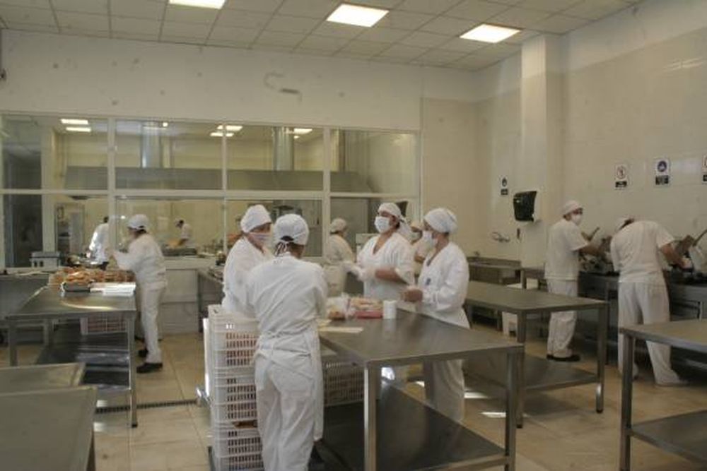 Un moderno edificio para Servifood