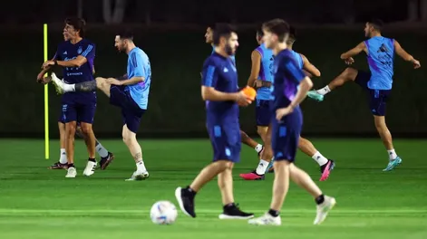 La práctica de la Scaloneta y las sorpresas en el equipo