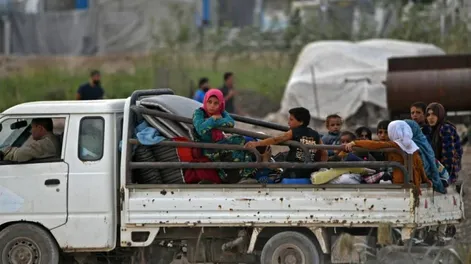 Encontraron desnudos a cerca de 100 refugiados en la frontera de Grecia y Turquía