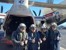 en un nuevo gesto de alineamiento con eeuu, milei visito el portaaviones nuclear uss nimitz en mar argentino en un nuevo gesto de alineamiento con eeuu, milei visito el portaaviones nuclear uss nimitz en mar argentino