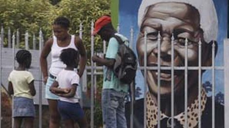 Sudáfrica, en vilo por la salud de Nelson Mandela