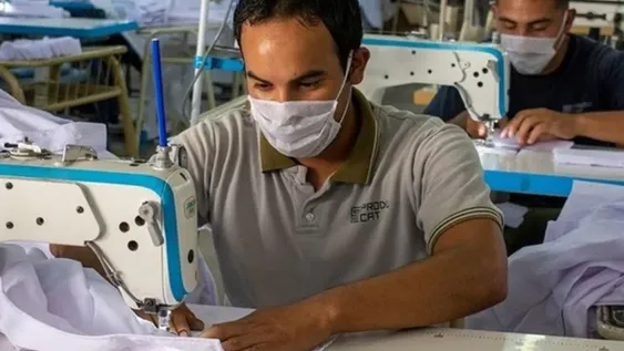 La industria celebra que empieza a recuperar a su personal mayor de 60