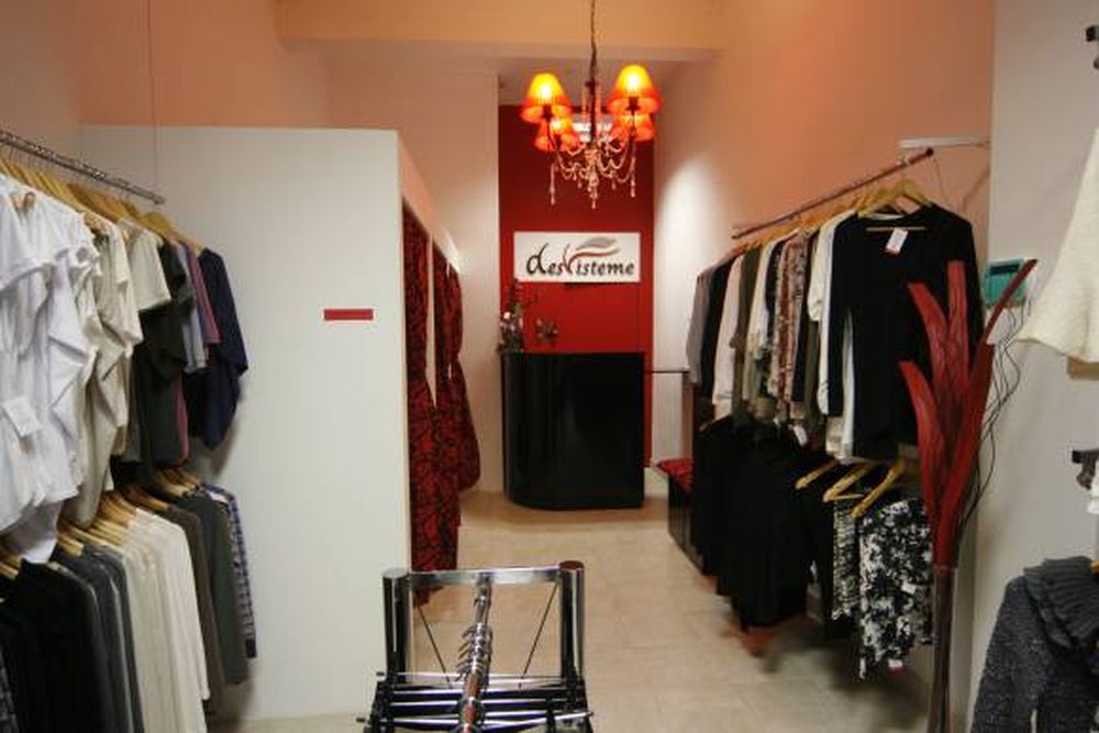 Desvísteme, ropa para mujeres