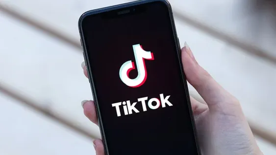Investigan a TikTok por el uso de información de menores