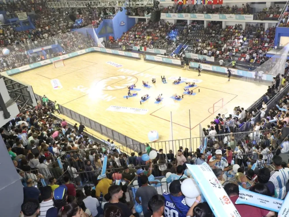 El Cantoni vivió otra noche inolvidable, con 7.500 almas alentando y celebrando el campeonato