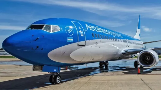 YPF, Banco Nación y Aerolíneas Argentinas, entre las 41 empresas que Milei quiere privatizar