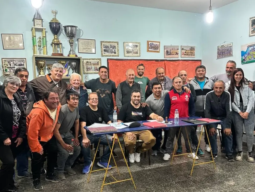 RENOVACIÓN. Luis Barón se convirtió en el nuevo presidente del Deportivo Angaco en un momento clave del club.