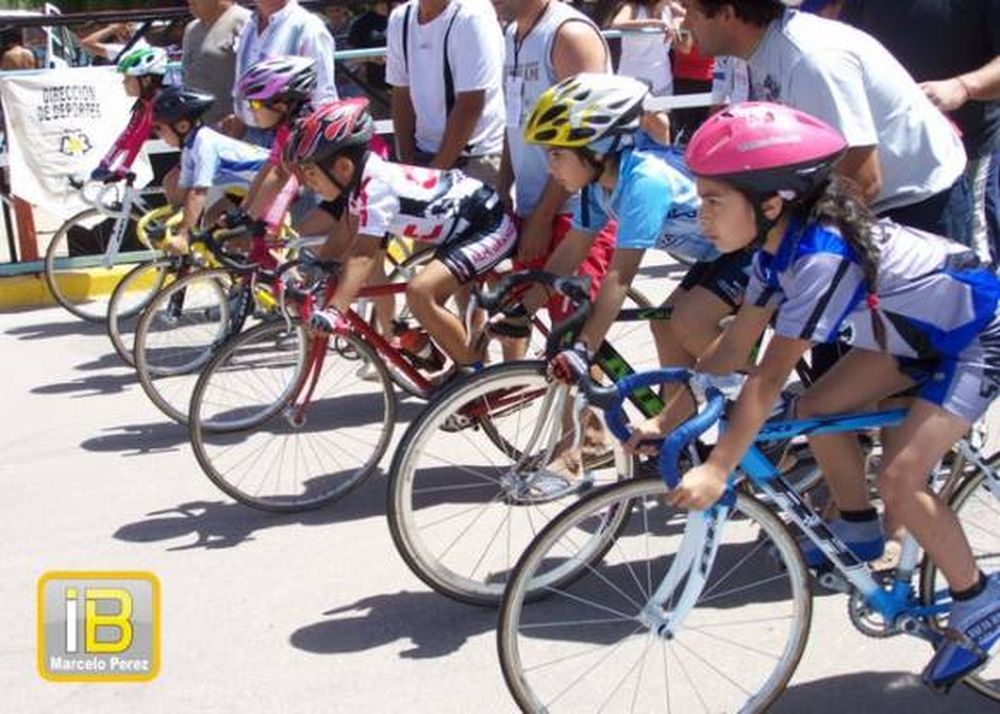 Pibes de todo el país en la Pista