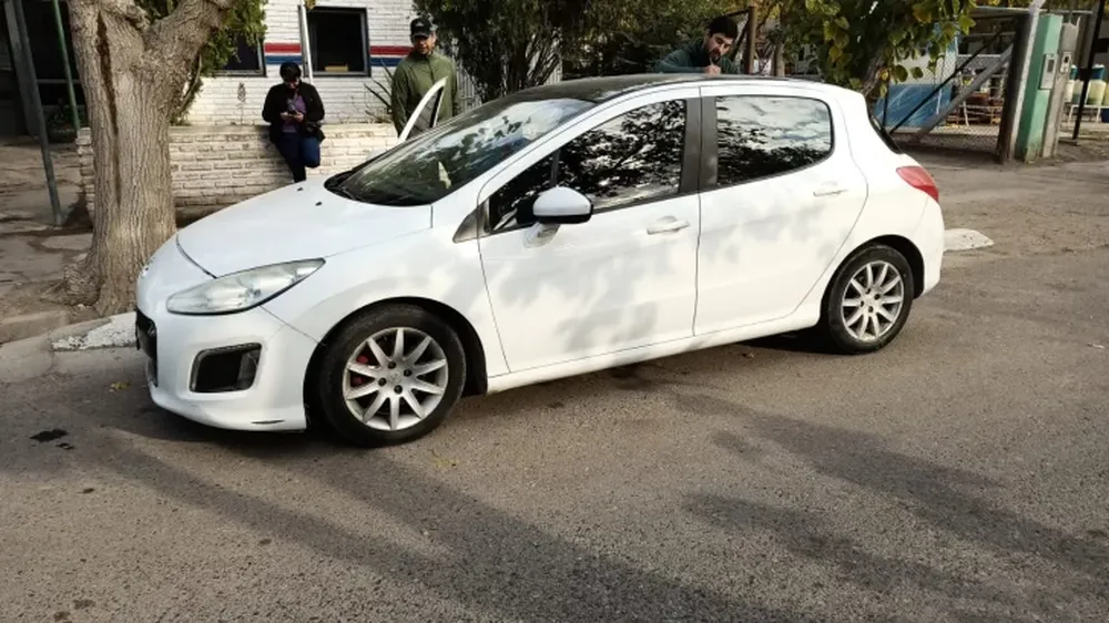 La policía de San Juan recuperó un auto robado en Córdoba en 2021