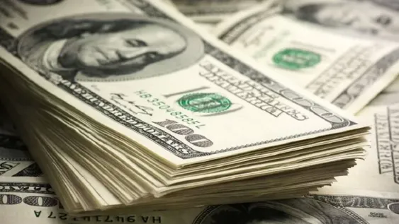 Hubo mayor oferta y el dólar bajó 22 centavos: se ubicó en $36,76