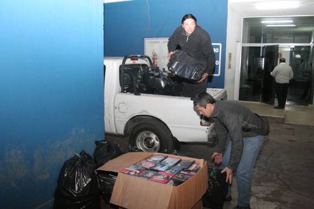Unos 5.500 discos piratas