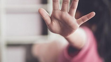 Condenaron a 6 meses de prisión condicional a un hombre por manosear a su sobrina de 9 años