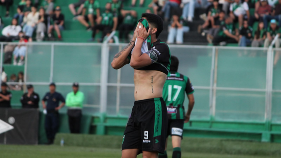 san martin dejo pasar una gran chance en casa y cayo 2-1 ante almagro
