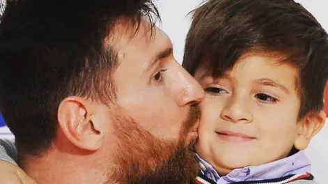 Thiago Messi hizo un gol en las inferiores del Barça y fue furor