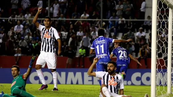 Godoy Cruz se hizo fuerte en Paraguay y ganó