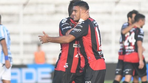 Patronato le ganó a Atlético Tucumán y complicó al Verdinegro sanjuanino