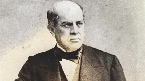 DOMINGO FAUSTINO SARMIENTO nos demostró hace más de un siglo, como se debía actuar y sacarse la máscara de esa hipocresía que corroe a la sociedad actual Argentina, amado y odiado en igual proporción, Sarmiento es la cara opuesta al desgano y un ataque frontal a la indiferencia social.