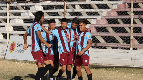 Alianza no tiene freno en el Clausura y volvió a festejar en Santa Lucía. Fotos: gentileza Tarly Martín.&nbsp;