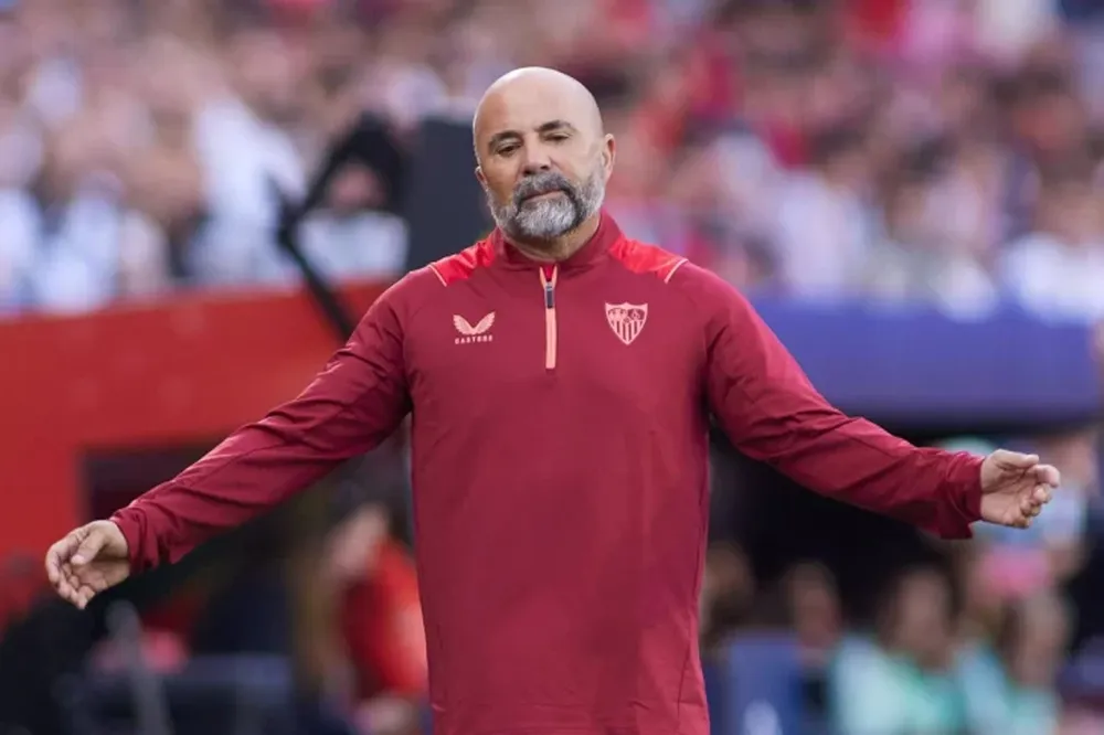 Sevilla echó a Sampaoli