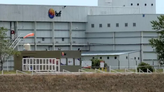 Una reconocida marca de margarina parará sus plantas por falta de insumos importados