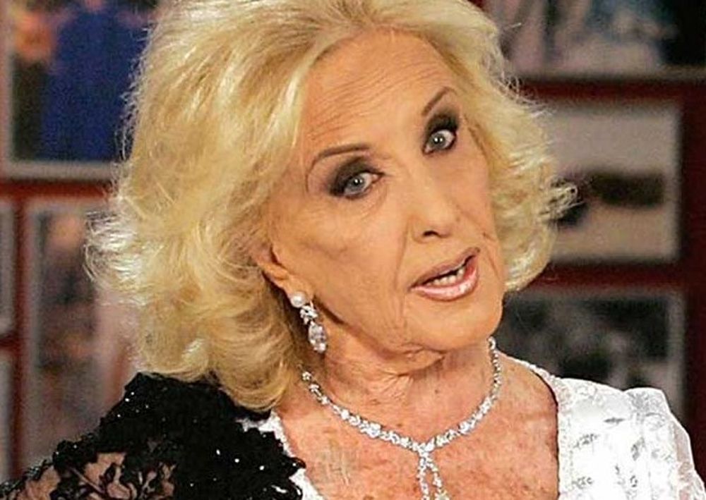 Las fotos retro de Mirtha Legrand en traje de baño