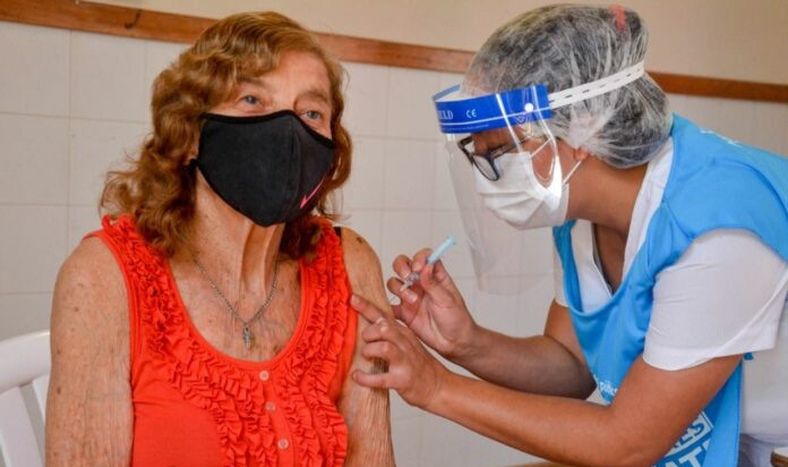Aumentaron durante todo el mes los contagios de Covid