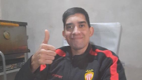 Caluroso recibimiento puyutano para el joven municipal que cayó desde un elevador Caluroso recibimiento puyutano para el joven municipal que cayó desde un elevador