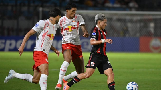 river lo gano sobre la hora ante bragantino por la copa sudamericana