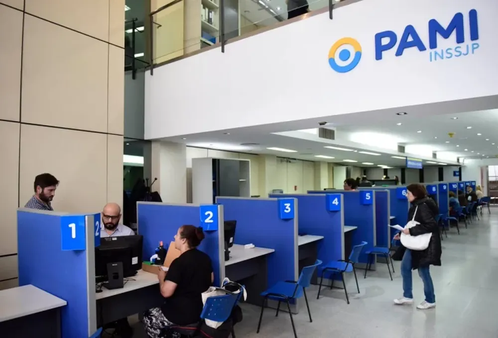 DNI, credenciales y gastos: los delincuentes publicaron los datos robados al PAMI