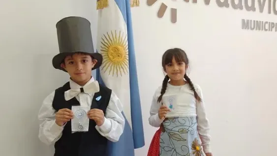 Alumnos dieron ejemplo de patriotismo