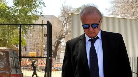 El financista Ernesto Clarens reveló que recaudaba 300.000 dólares por semana por orden de Néstor y Cristina Kirchner