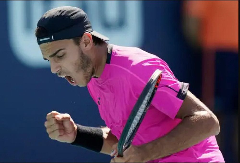 Cerúndolo y Báez, en las semifinales de Bastad