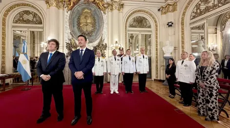 Milei encabezó la Entrega de Sables a las Fuerzas Armadas