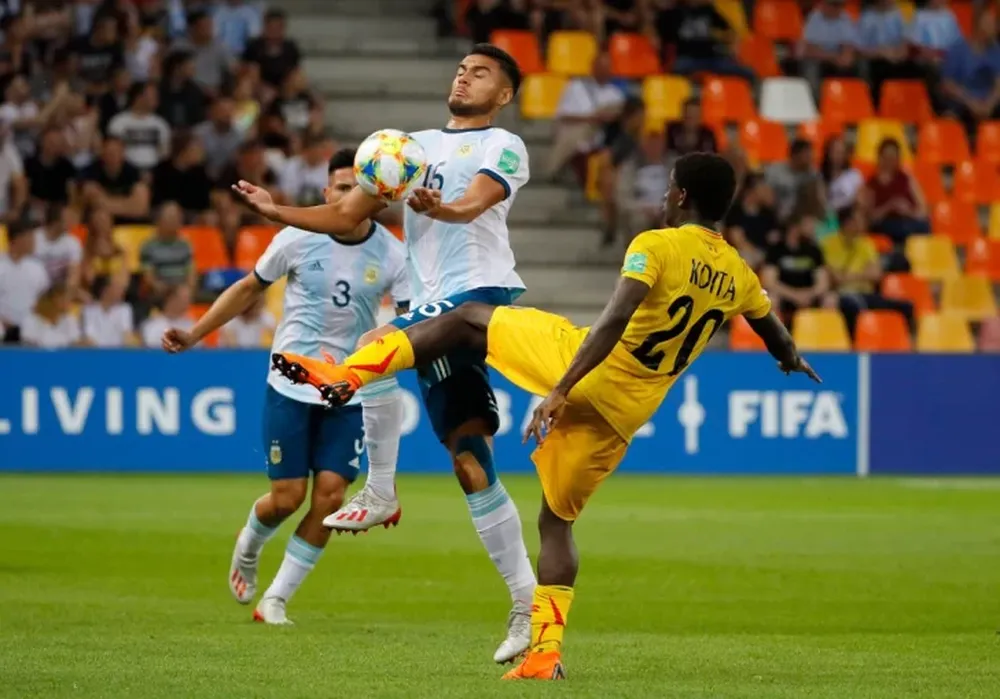 El seleccionado Sub 20 no supo cerrar el partido ante Mali y se despidió del Mundial