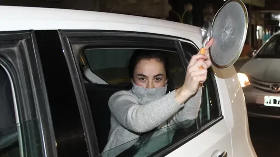 Cacerolazo y bocinazo anoche tras el cuarto caso de coronavirus