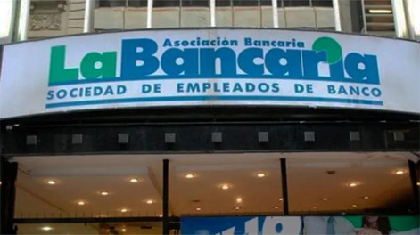La Asociación Bancaria expresó “absoluto rechazo” ante el decreto que convierte al Banco Nación en Sociedad Anónima